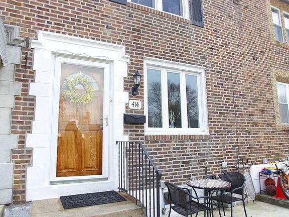 3rd image of 414 Rively Ave