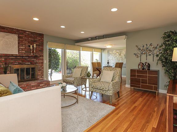 2nd image of 3315 Mauricia Ave