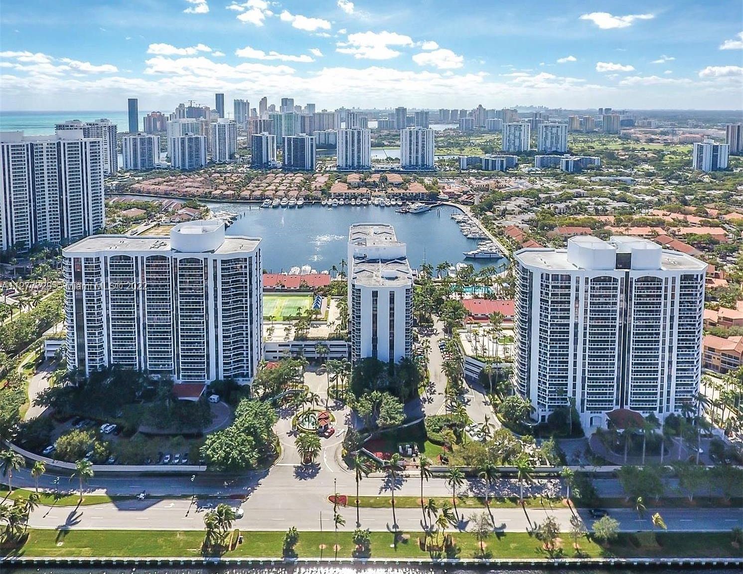 3640 Yacht Club Dr APT 810, Aventura, FL 33180 | Zillow