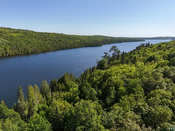 E Deeryard Rd, Grand Marais, MN 55604