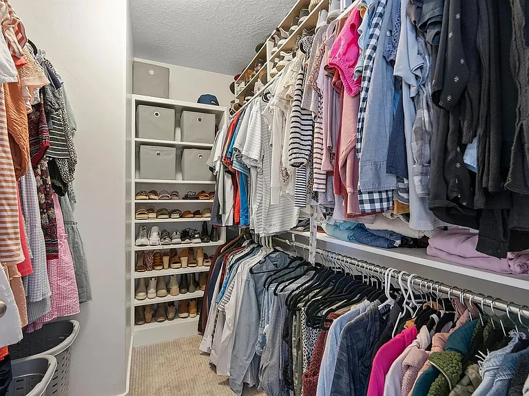 1596 N Cordoba Dr — Photo 15