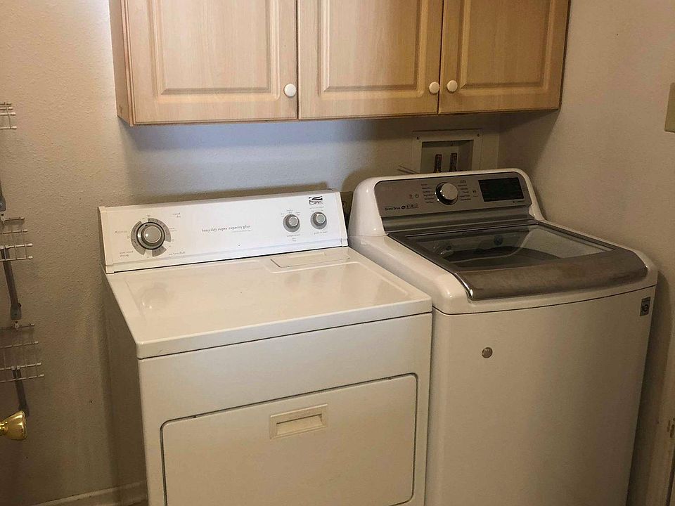 1st image of 2591 Priest Dr