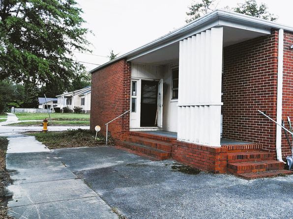 102 W Market St, Timmonsville, SC 29161