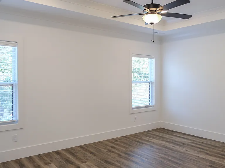 2818 Valley Rd — Photo 16