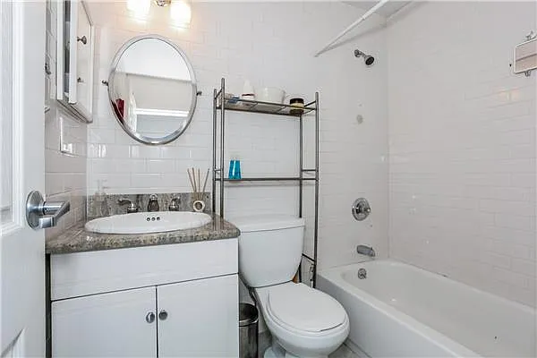 Rented by Avenue Sotheby's International Realty | media 7