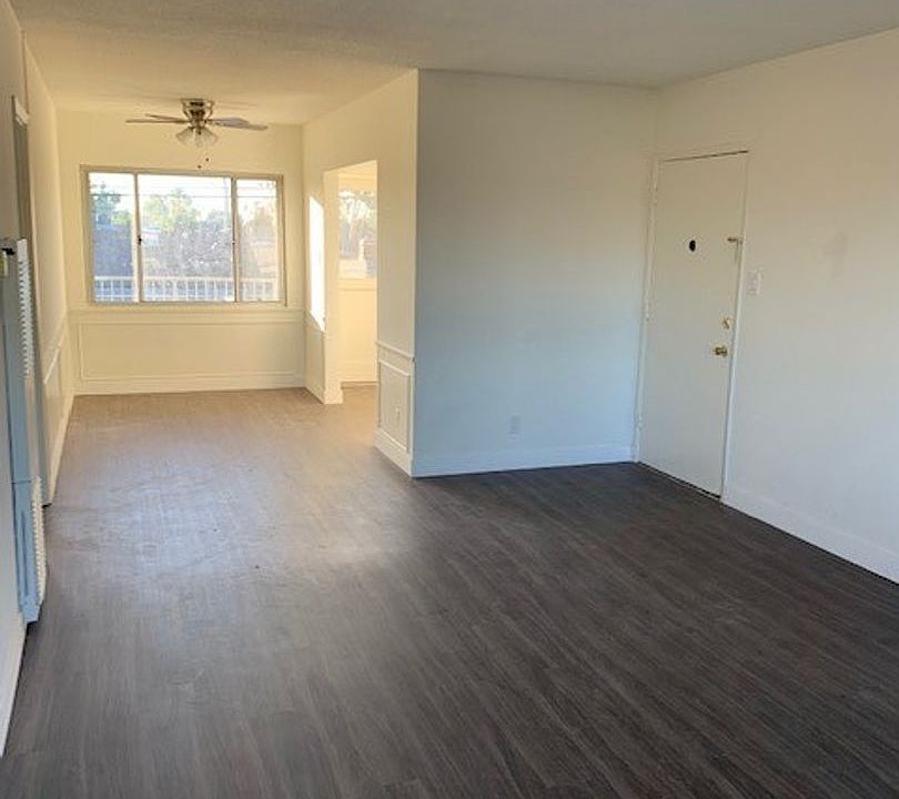 1st image of 13837 Woodruff Ave #D