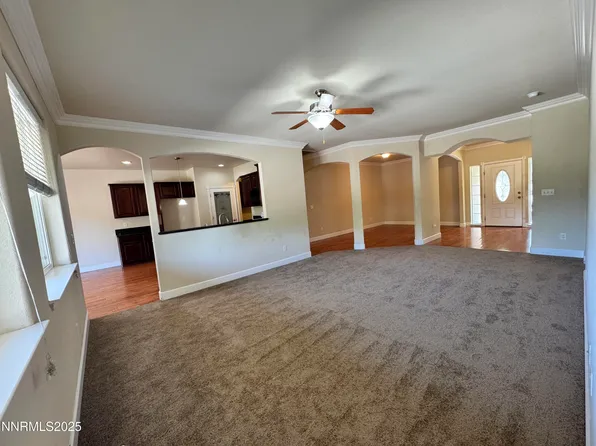 103 Desert Lakes Dr, Fernley, NV 89408