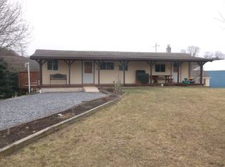 21 Walnut Rd, Hamburg, PA 19526