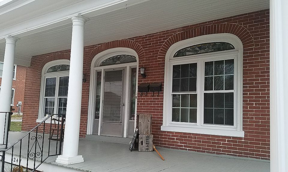 House 1 Porch