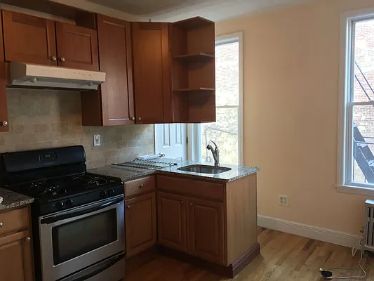 Rented by Dolores Buonocore, LREB | media 26