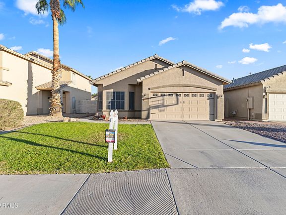 3rd image of 8916 W CHERRY HILLS Drive