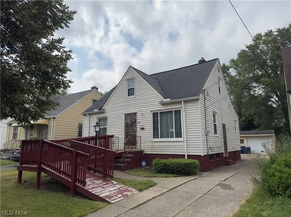 10610 Prince Ave, Cleveland, OH 44105