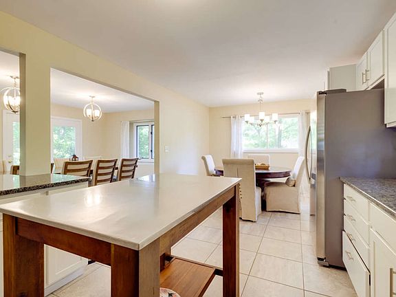 5th image of 540 Kerry Lake Dr