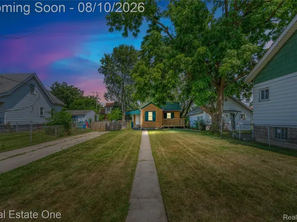1326 Montie Rd, Lincoln Park, MI 48146