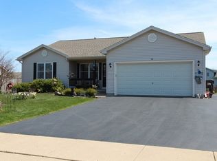 418 Wimbleton Trl, McHenry, IL