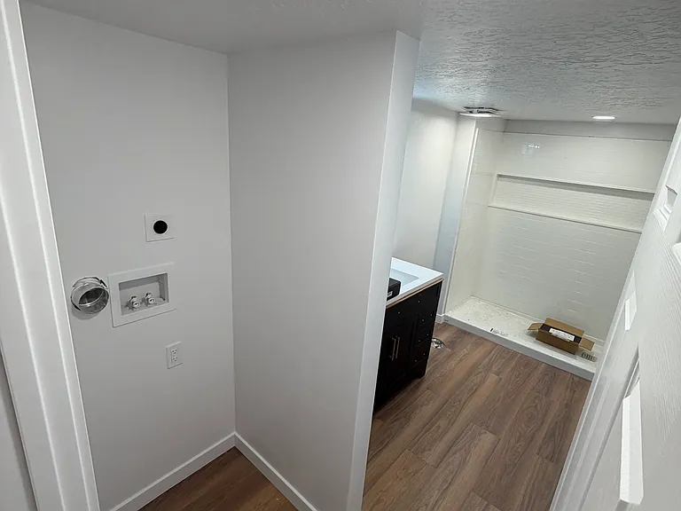 118 N 825 W #B — Photo 8