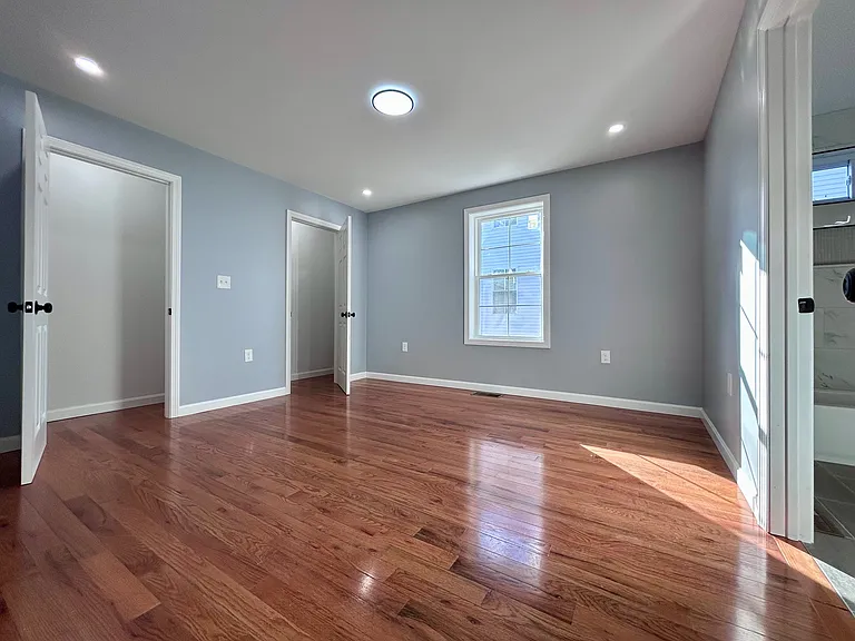 27 Amity St #1 — Photo 14