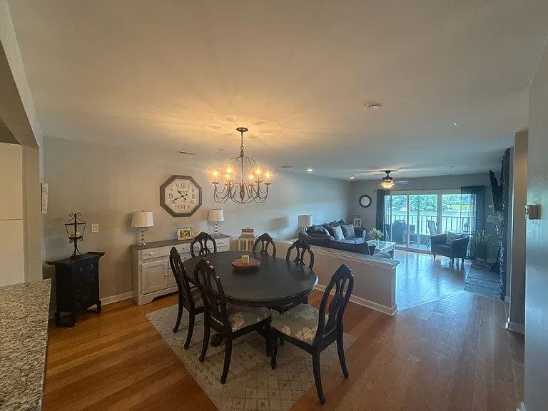 9817 Emerald Point Dr #8 — Photo 6