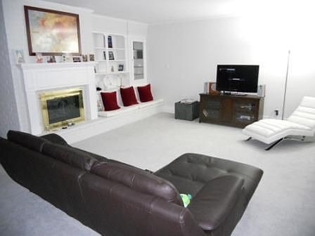 3rd image of 2114 Riverlawn Dr