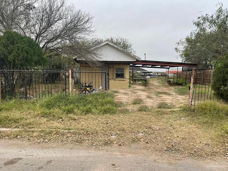 1st image of 7532 Camelot Dr