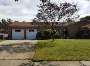 806 Falcon Dr, Upper Marlboro, MD 20774