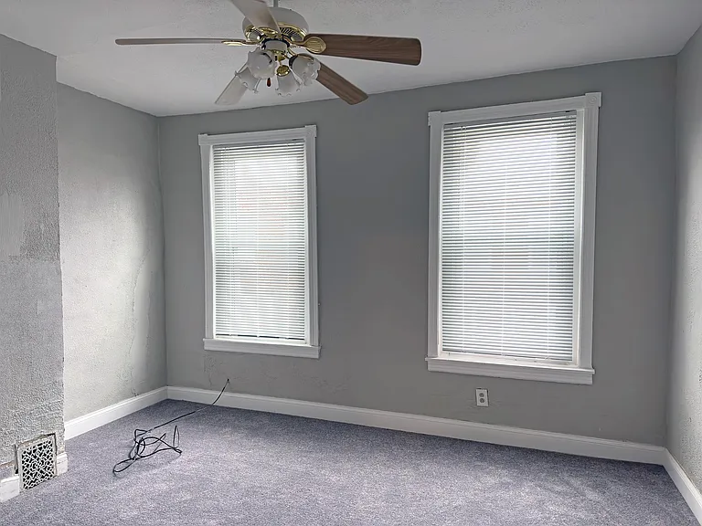 1528 S Hollywood St — Photo 21