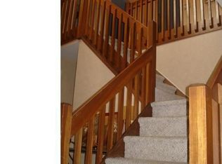 217 Steeplechase Dr, North Wales, PA 19454