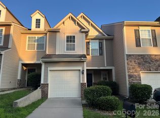 14408 Glendon Hall Ln, Charlotte, NC - View 2