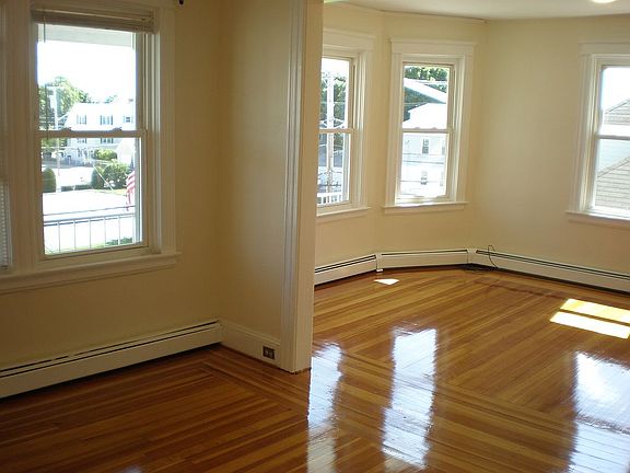 3rd Floor Double Parlor