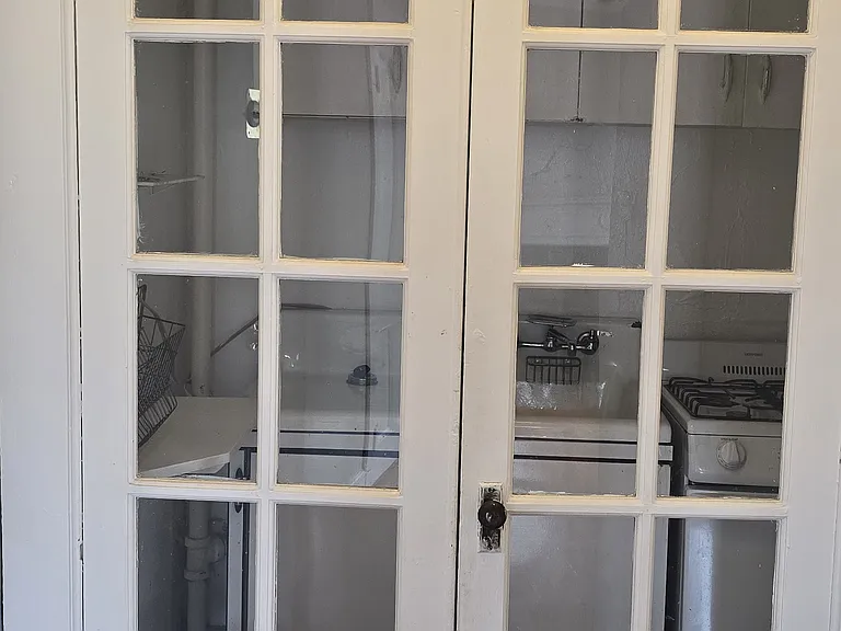 15 W Madison St #3F — Photo 8