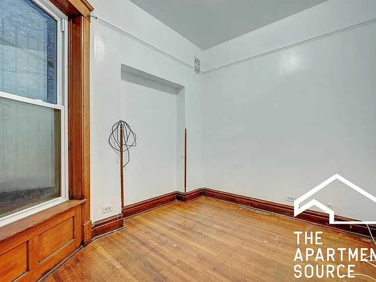 4736 S Prairie Ave #2 — Photo 11