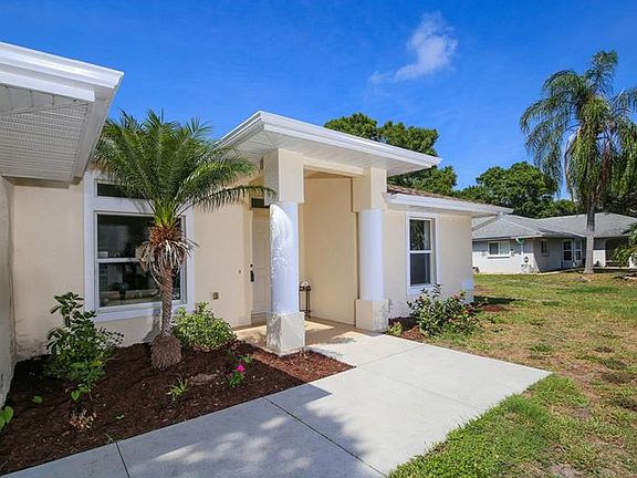 5th image of 823 Seminole Dr