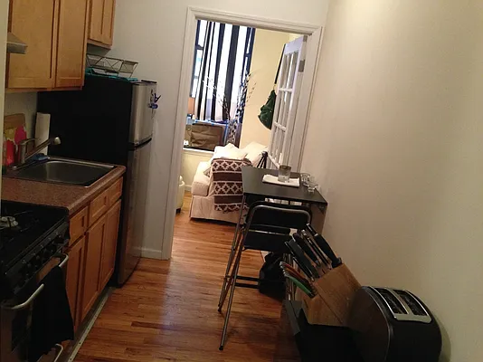 Rented by Avenues Real Estate | media 23