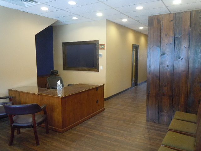 2nd image of 307 S Main St