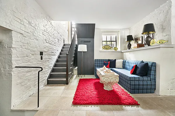 Sold by Compass | media 12