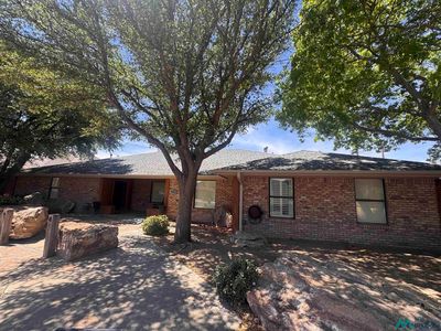 2631 N Acoma Dr, Hobbs, NM, 88240