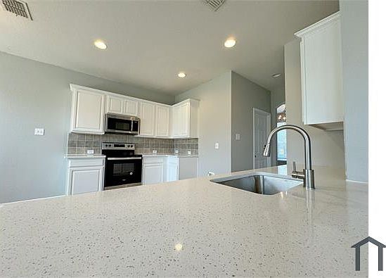 4th image of 12500 Coral Dr