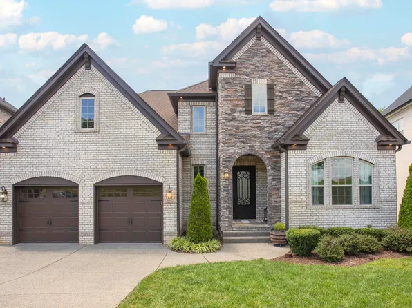 2024 Albatross Way, Gallatin, TN 37066