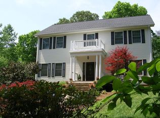 502 Willows Dr, Cleveland, GA 30528