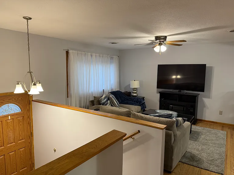 16 Wexford Rd — Photo 2