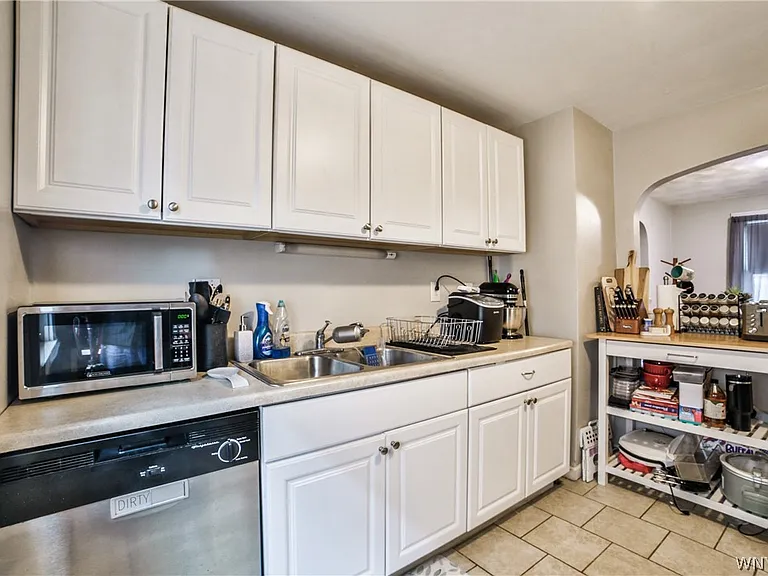 153 Springville Ave #LOWER — Photo 16