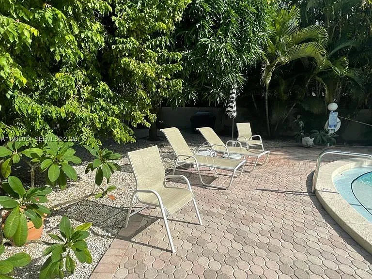 260 Sunrise Dr #H — Photo 39