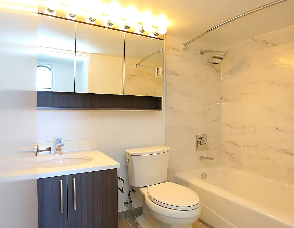 666 Greenwich Street — Photo 3