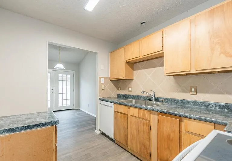 3518 Stoney Bluff St — Photo 10