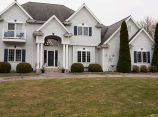 733 Birch Tree Rd, Sheboygan, WI 53083