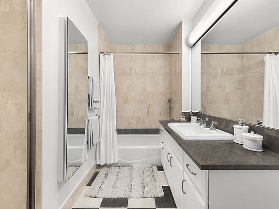 5th image of 20 River Ter APT 28A