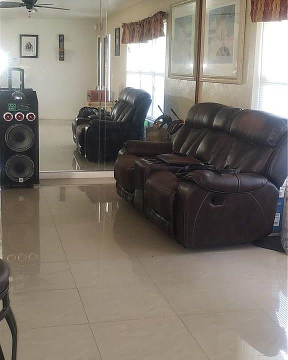 1st image of 904 Sunniland Blvd