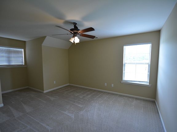 3rd image of 6266 Arlington Ln