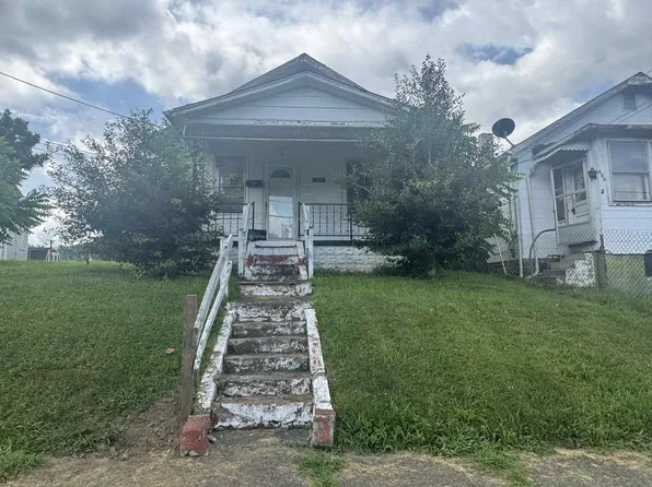 715 Jackson Ave, Huntington, WV 25704