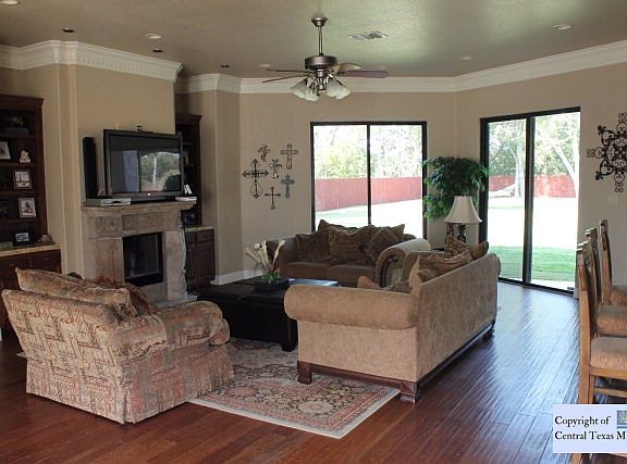 3rd image of 359 River Park Dr
